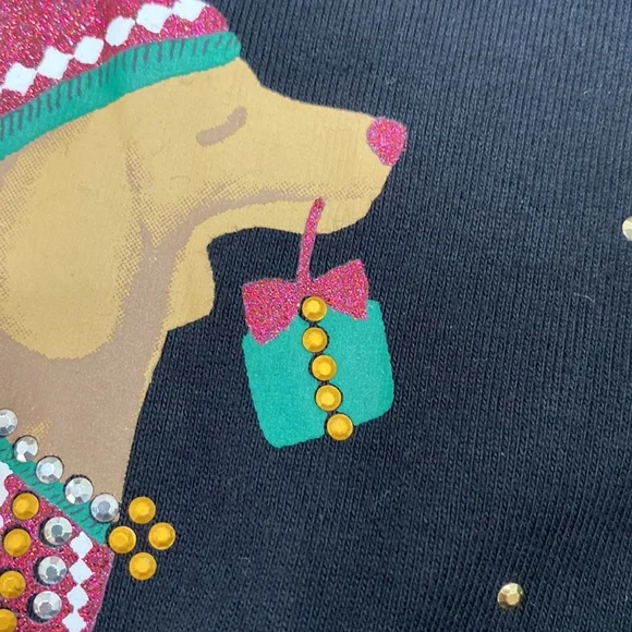 NWT. Kendra Scott, women’s size Large, long sleeve Doxie Christmas t-shirt. - Picture 6 of 14